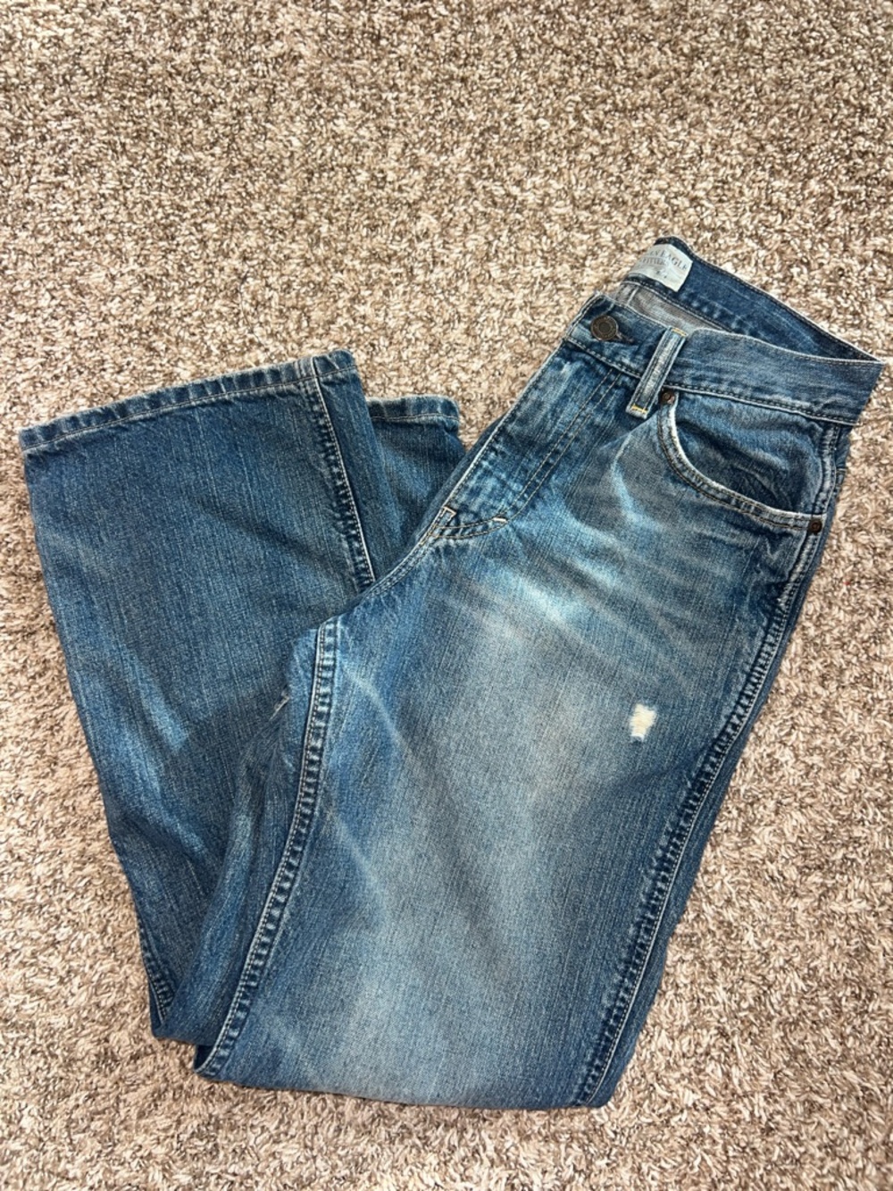 American Eagle Outfitters Young Men’s Washed Blue Jeans Loose Fit Sz 26/28 - Picture 3 of 9